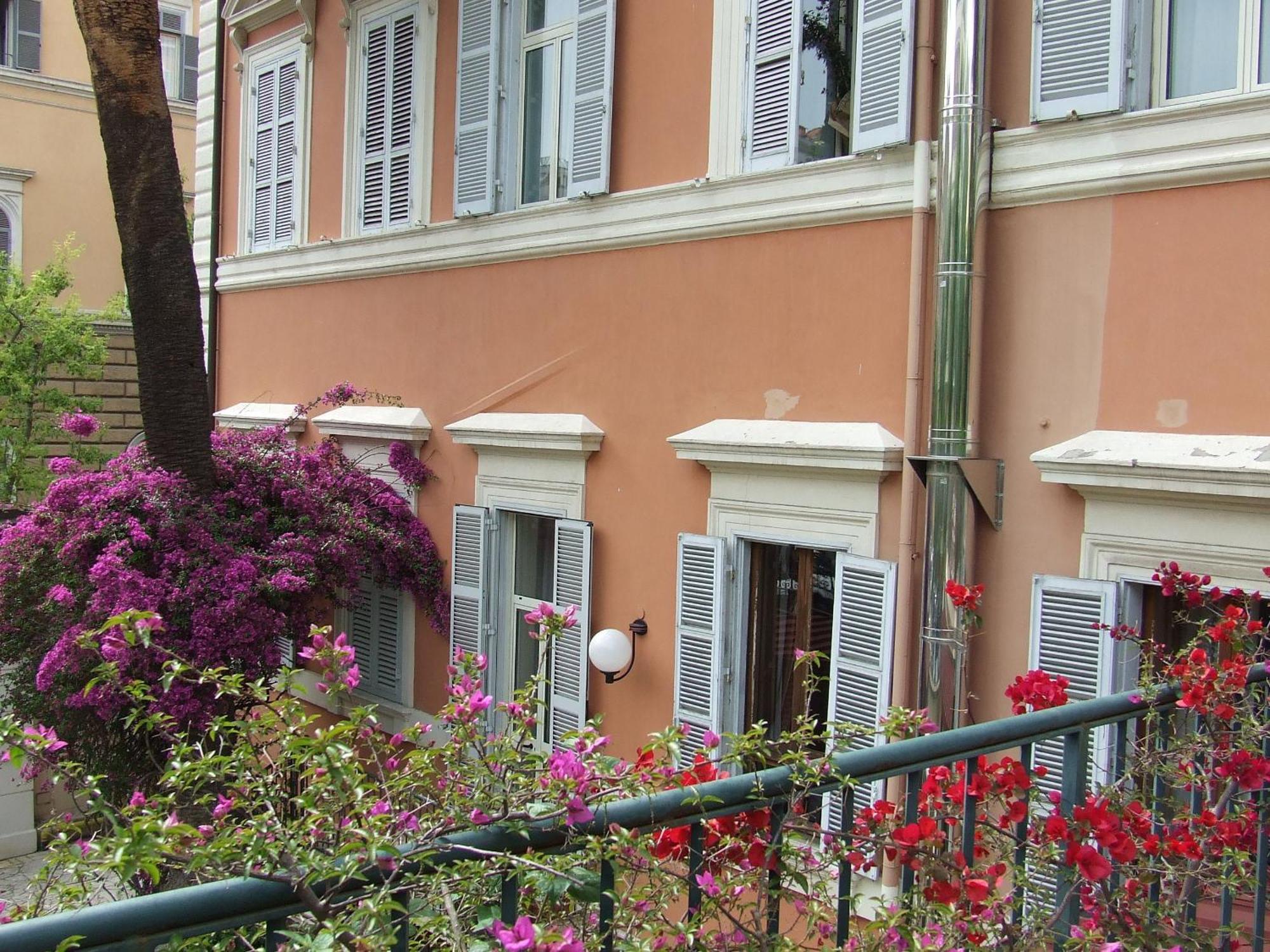 Hotel Casa Valdese Roma Exterior foto